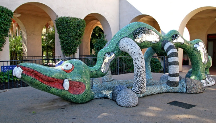 Nikigator — Niki de Saint-Phalle