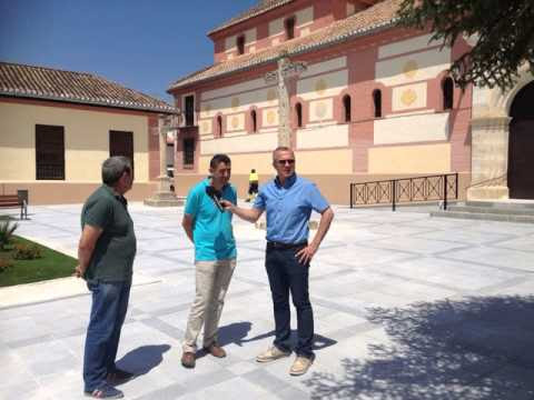 OBRAS EN LA PLAZA DE LA IGLESIA DE PADUL