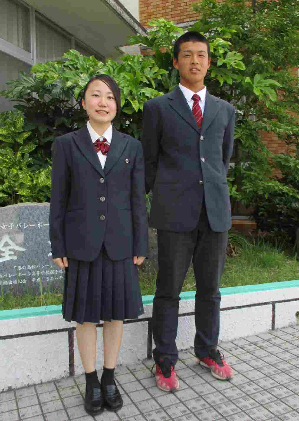 津商の制服 三重県立津商業高等学校ホームページ