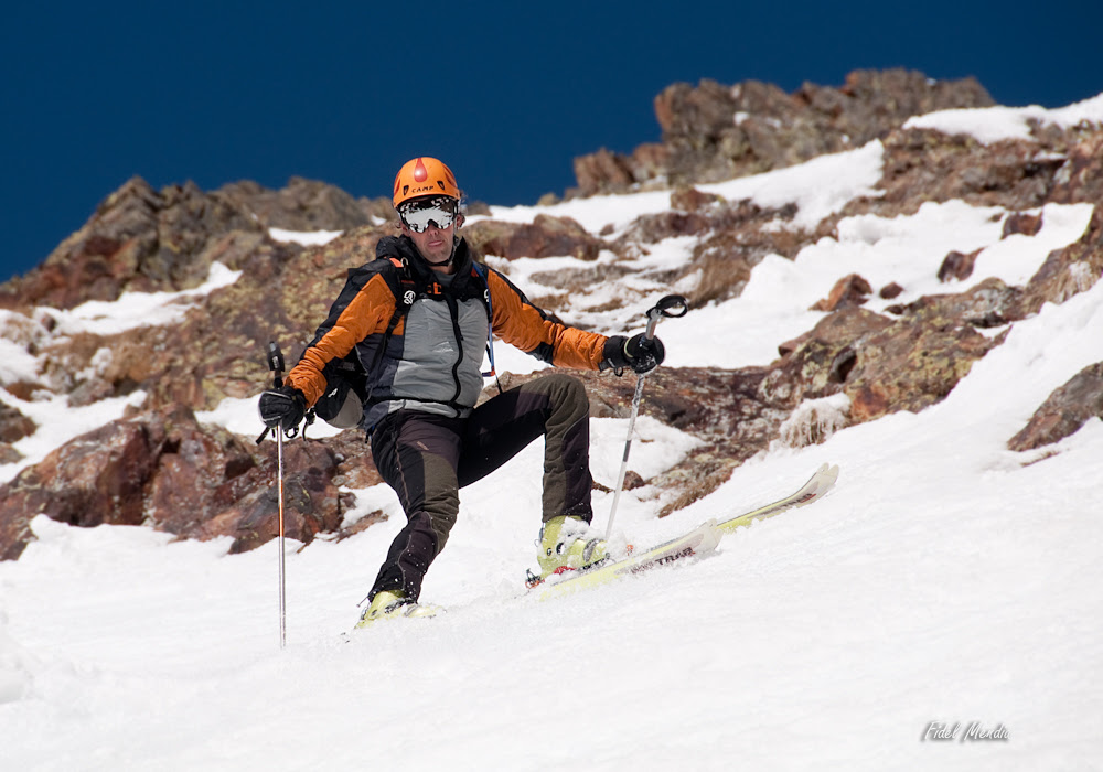 descenso corredor sur Garmo Negro 9
