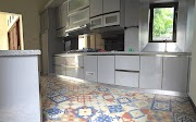 17+ Dapur Minimalis Lantai
