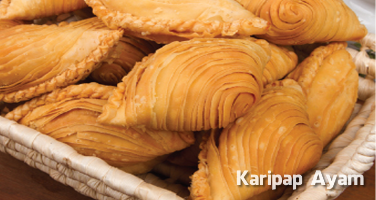 Karipap Berinti Ayam – Asap Dapur