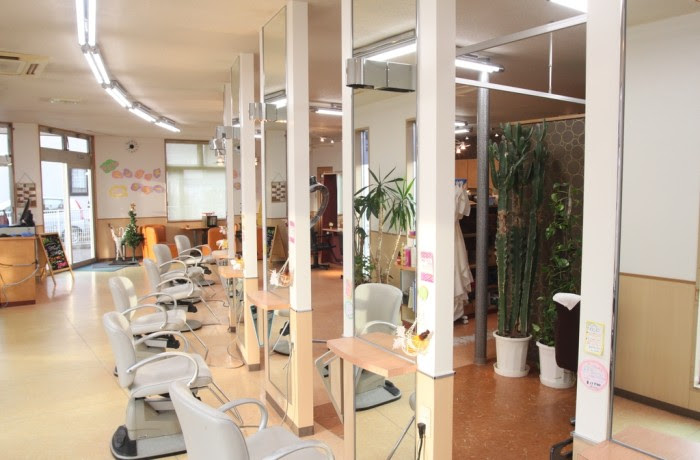 銀のはさみ 南類家店 美容室銀のはさみ るぽ Montblanc 有限会社アーティスター