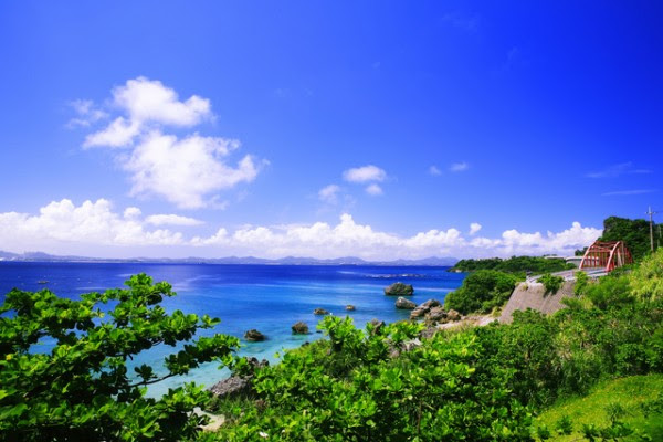 12月沖縄旅行の気温や服装は 海で泳げる イベントとパワースポット情報 冬の楽しみ方とは