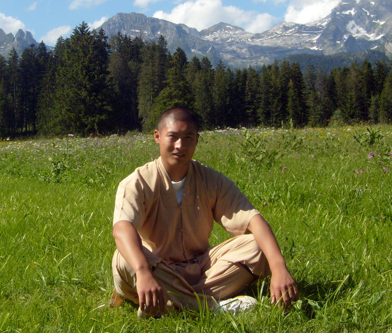 http://24.media.tumblr.com/tumblr_m471j93Wl41rw5awto1_1280.jpg