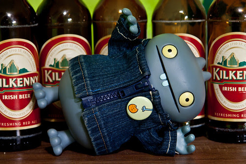 Uglyworld #1320 - On The Beers (Project BIG - Image 306-365) by www.bazpics.com