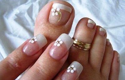 31 Decoracion de uñas sencillas y bonitas para pies