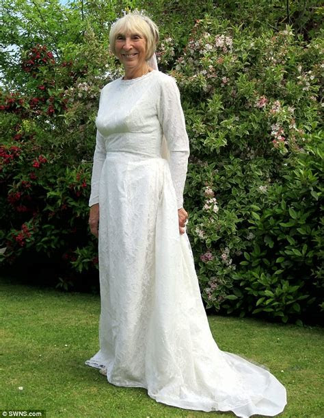 wedding dress   year olds