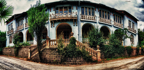 Hospital Carolina Doursther de Tocornal by Alejandro Bonilla