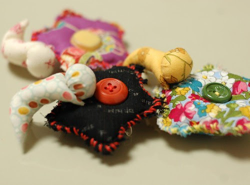 Bobo flower brooch