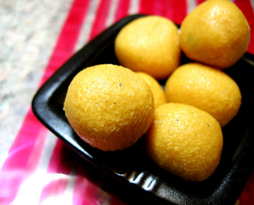 Besan ladoo1