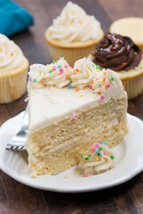 basic yellow cake recipe cakes  cupcakes crazy