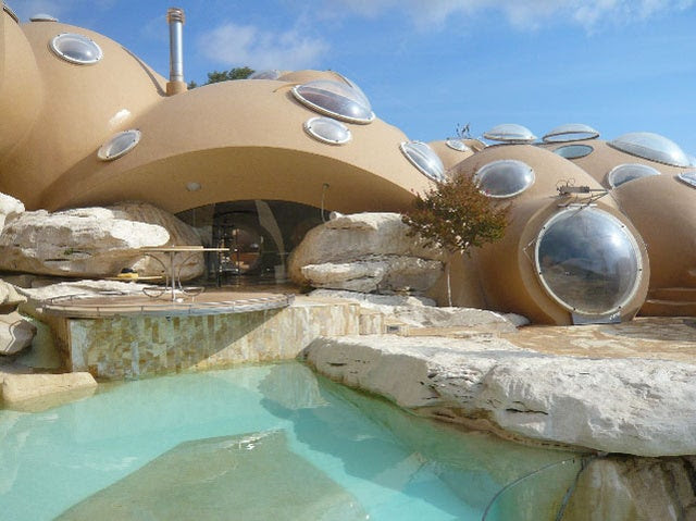 Dome Houses to Protect You from the Dark Future