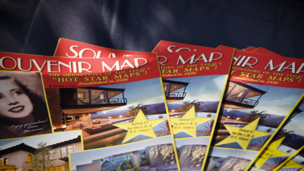 Map-lady_Still_07