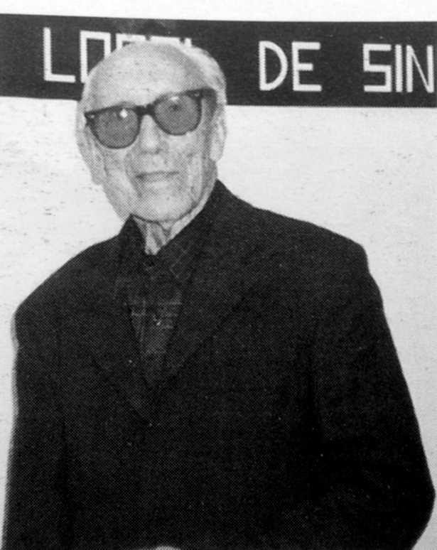 Urano Macho Castillo