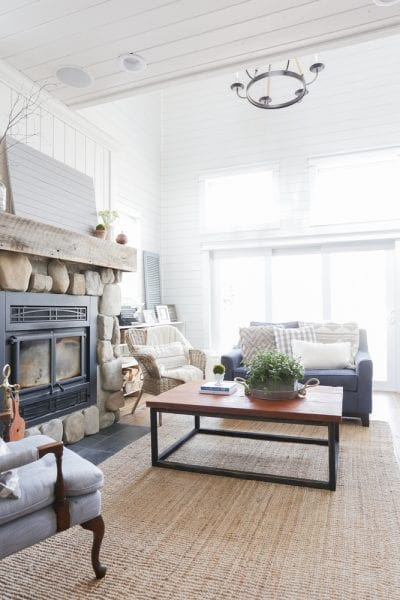 DIY Reclaimed Wood Coffee Table 13