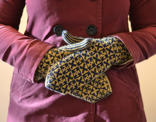 Hand-holdy