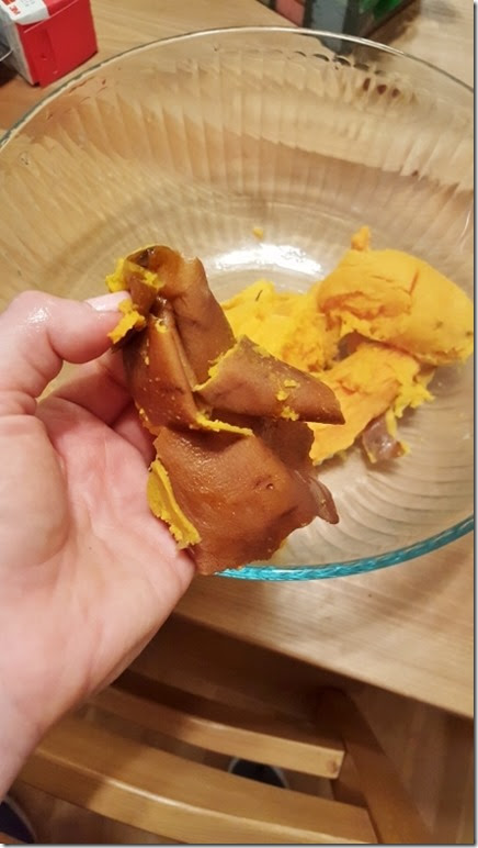 sweet potato casserole thanksgiving preparation 1 (450x800)