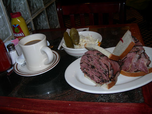 2009-03-17 Roxy's Diner Pastrami Sandwich (2)