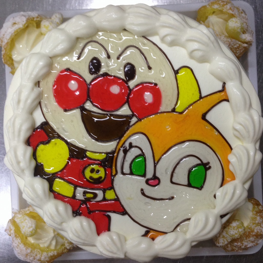 アンパンマンとドキンちゃん キャラクターケーキ O キャラクターケーキなら Dia ダイア 京都市右京区 ロールケーキ バースデーケーキ