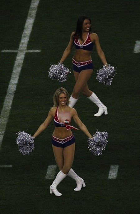 #2 cheerleader nip slip 2 copy