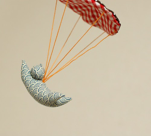 Flying bobo