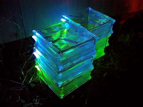 Solar Powered CD-Case Bricks!