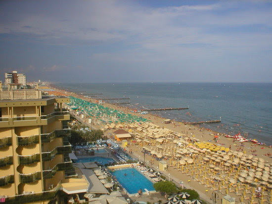 Jesolo Lido Vacations, Tourism and Jesolo Lido, Italy Travel ...