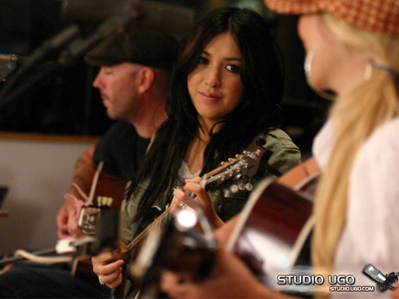 THE WRECKERS Official Site