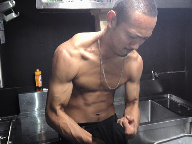 美しい筋肉と血管を用意しお待ちしてます 写真共有サイト フォト蔵