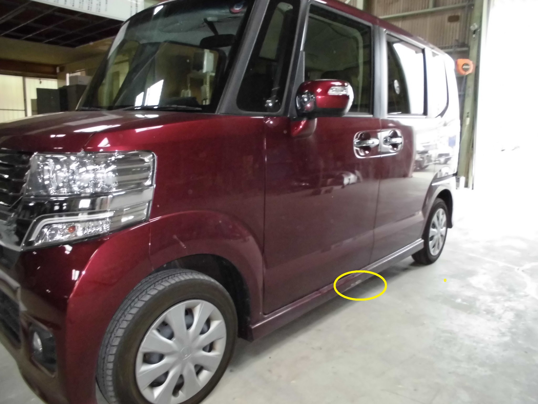 ホンダ ｎｂｏｘ ステップ傷修理 修理 施工実例 浜松 磐田 車の板金塗装 キズ 凹み修理のグランドオート