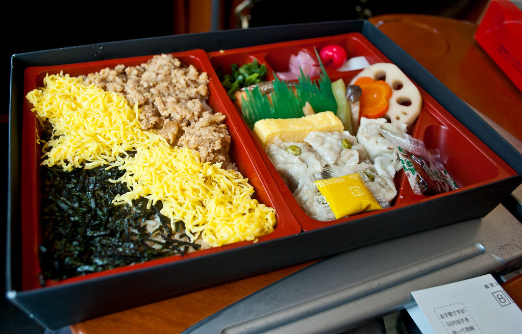 Tsubame Nagasaki Ekiben