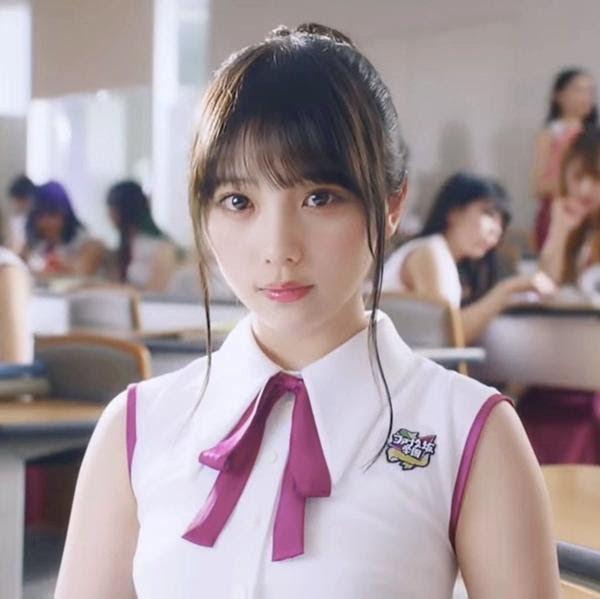 かわいいと思った人素直に 3つ ユニフォームへのボケ ボケて Bokete