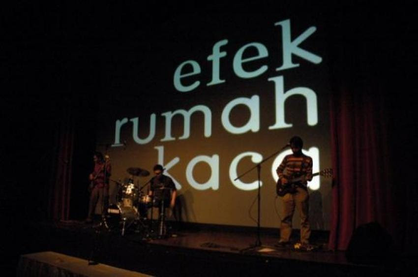 Grup Band Ini Galang Mosi Tidak Percaya Terhadap Setnov Grup Band Ini Galang Mosi Tidak Percaya Terhadap Setnov