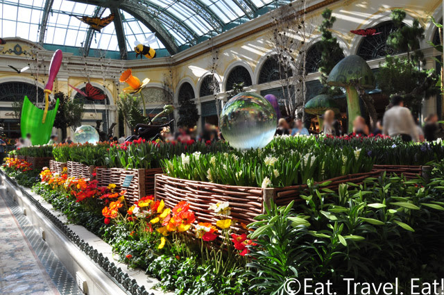 Overall Flowers, Planters, and Globes Center