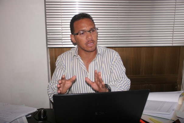 El director del Consejo Municipal de Derechos de los Niños, Niñas y Adolescentes (Cmdnna) en Guanta, Abg. William Pico (Foto: Prensa Guanta)
