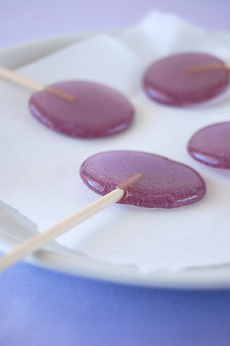 Lavender lollipops / Pirulitos de lavanda