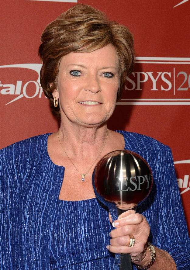College basketball coaching legend Pat Summitt has died, she was 64.