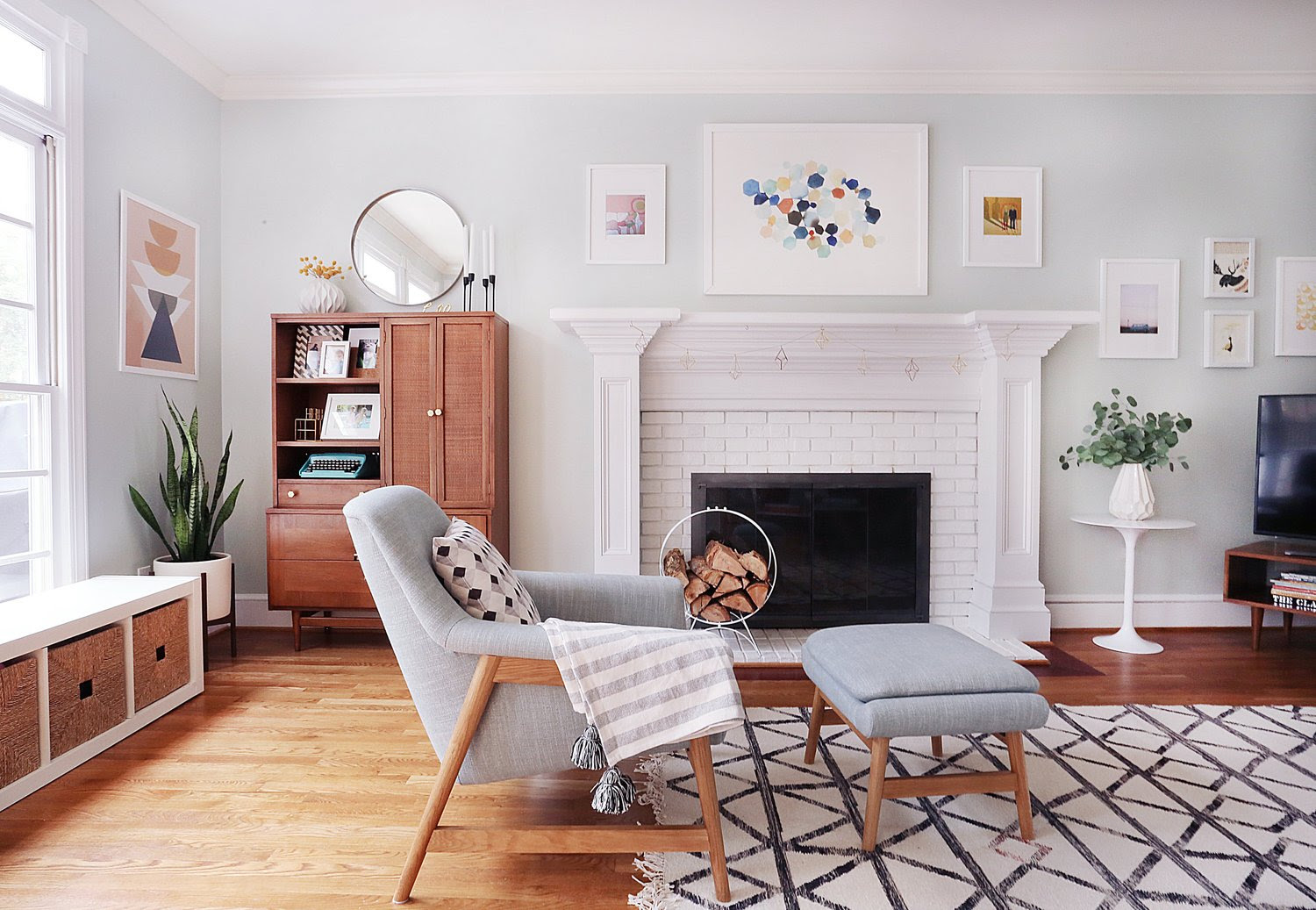 5 Ways To Add Style Charm To A 90 S Home Sunny Circle Studio