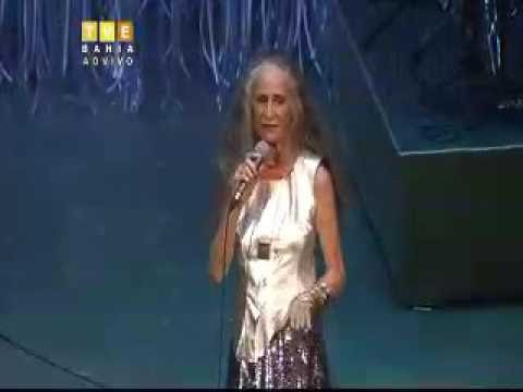 Assista ao show de Maria Bethânia na "Concha Acústica"