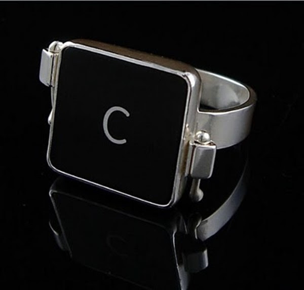 Recycled Keyboard Creative Jewelry Collection