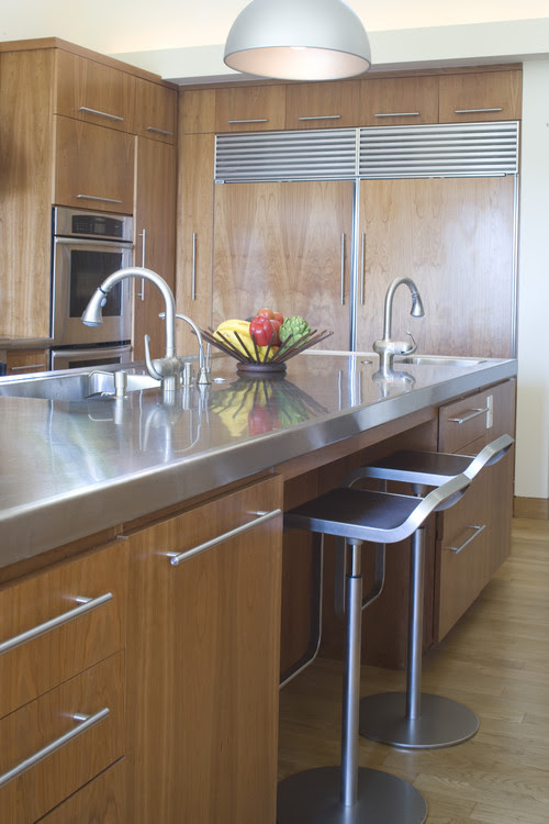 16 Kitchens That Prove Stainless Steel Can Go Way Beyond Appliances Sheknows