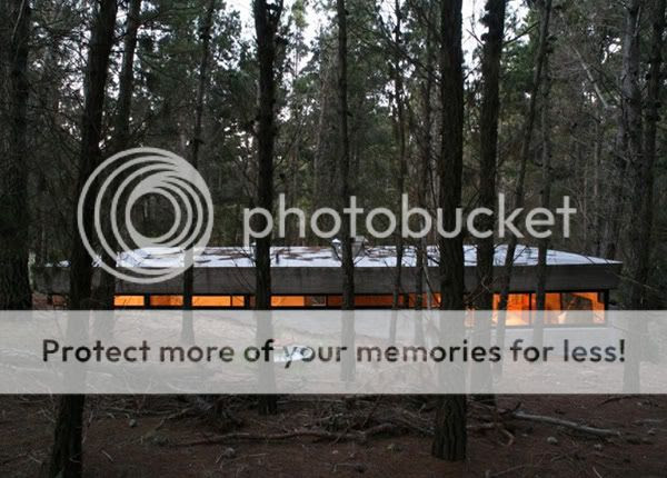 Rustic Style House Deep in the Forest Argentina
