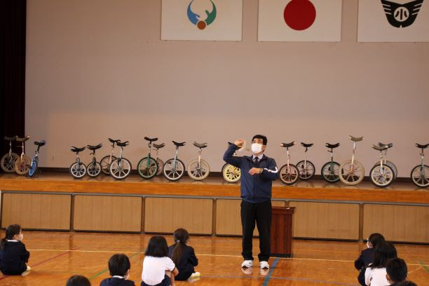 ブーメランの法則 自分の言動を振り返ってみよう 志布志市立原田小学校