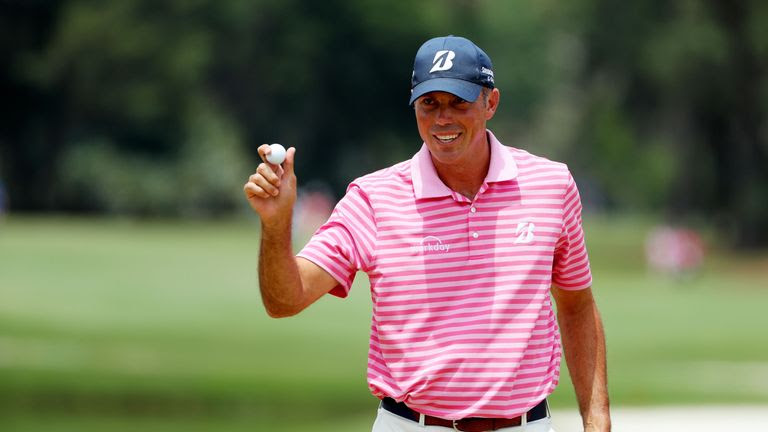Matt Kuchar shares the halfway lead with Brendan Steele