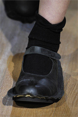 CdG Ruffle2