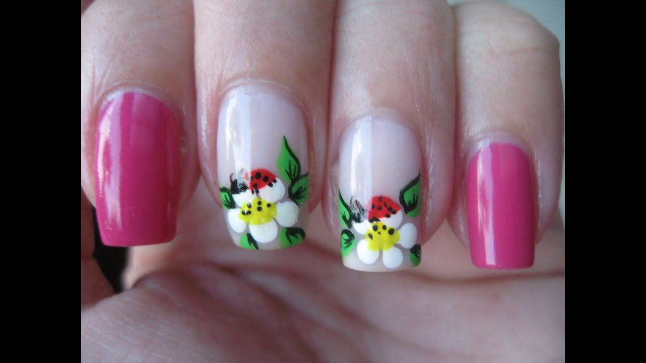 Nail art: Ladybug on flower YouTube Nail art: Ladybug on flower YouTube