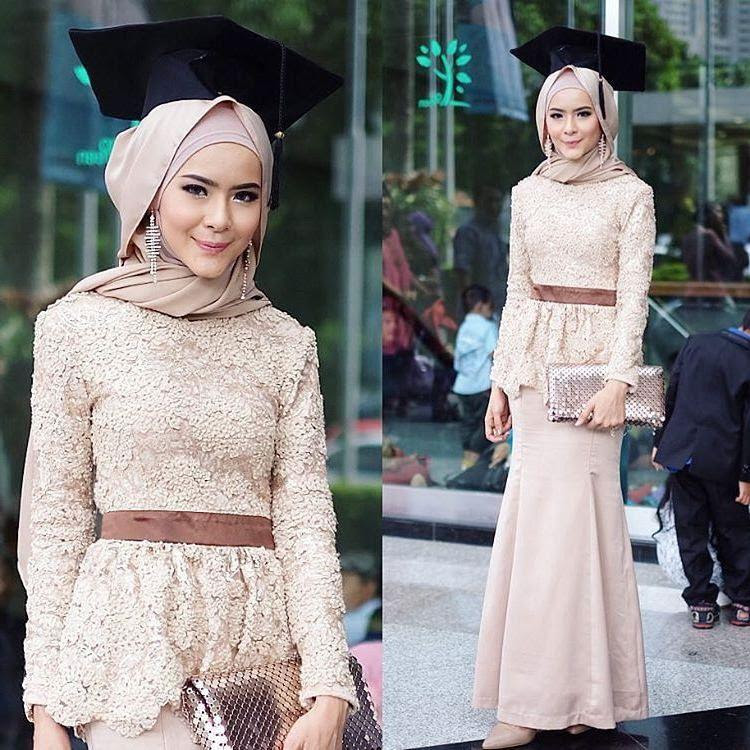 Beda Dari yang Lain Ini 5 Inpirasi Kebaya Wisuda untuk Beda Dari yang Lain Ini 5 Inpirasi Kebaya Wisuda untuk