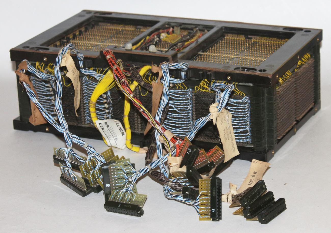 A Look At Ibm S 360 Core Memory In The 1960s 128 Kilobytes Weighed 610 Pounds