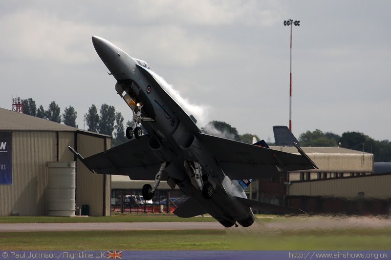 Flightline UK - Royal International Air Tattoo 2008 - The Flying Displays 